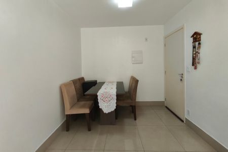 Sala de apartamento à venda com 2 quartos, 57m² em Parque das Camelias, Campinas
