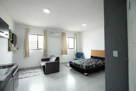 Sala / Quarto de kitnet/studio para alugar com 1 quarto, 35m² em Aparecidinha, Sorocaba