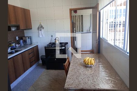 Casa à venda com 4 quartos, 250m² em Parque Sao Luis, São Paulo