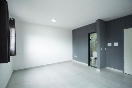 Sala / Quarto de kitnet/studio para alugar com 1 quarto, 35m² em Aparecidinha, Sorocaba