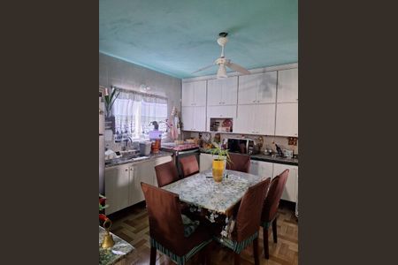 Foto 04 de casa à venda com 3 quartos, 160m² em Vila Campanela, São Paulo