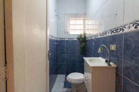 Banheiro 2 de casa à venda com 2 quartos, 280m² em Ferreira, São Paulo