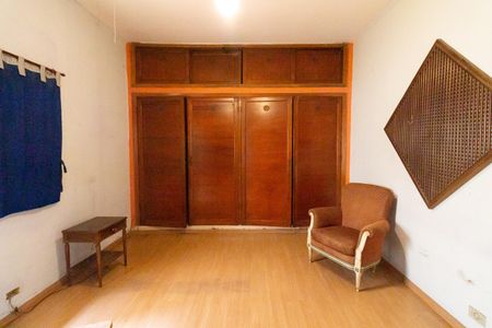 Quarto de casa à venda com 2 quartos, 280m² em Ferreira, São Paulo