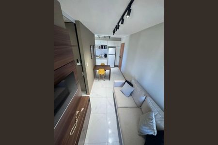 Sala de apartamento para alugar com 1 quarto, 34m² em Jardim Armação, Salvador