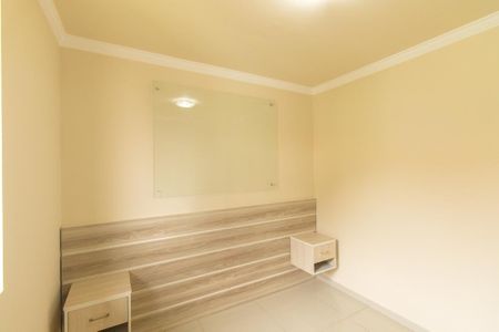 Quarto 2 de apartamento para alugar com 2 quartos, 48m² em Pinheirinho, Curitiba