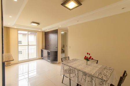 Sala de apartamento para alugar com 2 quartos, 48m² em Pinheirinho, Curitiba