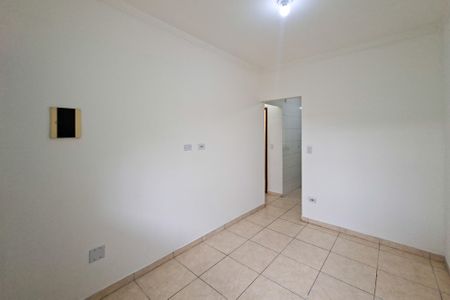 Sala de casa de condomínio para alugar com 2 quartos, 48m² em Parque das Americas, Praia Grande