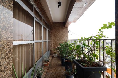 Sacada da Sala de casa para alugar com 5 quartos, 616m² em Cangaiba, São Paulo