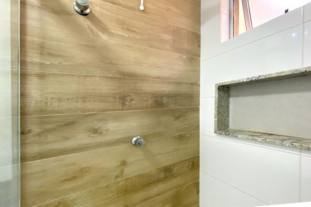 Banheiro da Suíte de kitnet/studio para alugar com 1 quarto, 30m² em Paquetá, Belo Horizonte