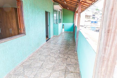 Varanda de casa para alugar com 3 quartos, 160m² em Novo Glória, Belo Horizonte