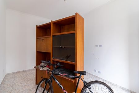 Sala de casa para alugar com 3 quartos, 266m² em Vila Romero, São Paulo