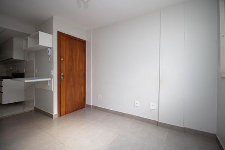 Sala de apartamento para alugar com 2 quartos, 45m² em Qd 501, Brasília