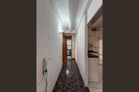 Corredor de apartamento para alugar com 2 quartos, 62m² em Vila Santa Teresa (zona Sul), São Paulo
