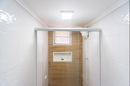 Banheiro de apartamento para alugar com 2 quartos, 55m² em Jardim Alvorada, Santo André