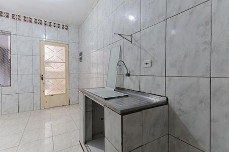 Cozinha de apartamento para alugar com 1 quarto, 30m² em Jardim Cecy, São Paulo