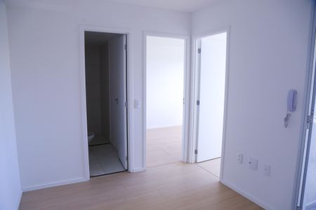 Sala de apartamento para alugar com 2 quartos, 30m² em Jardim Jaragua (sao Domingos), São Paulo