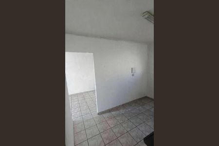 Cozinha de apartamento à venda com 2 quartos, 48m² em Conjunto Residencial José Bonifácio, São Paulo