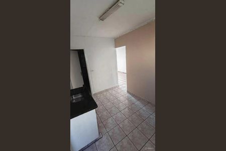 Cozinha de apartamento à venda com 2 quartos, 48m² em Conjunto Residencial José Bonifácio, São Paulo