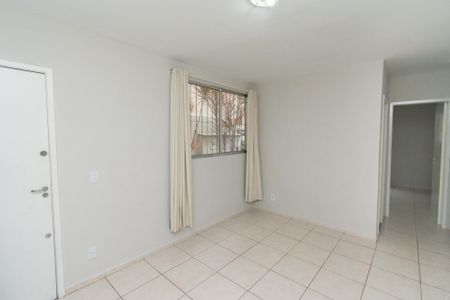 Sala de apartamento à venda com 3 quartos, 60m² em Kennedy, Contagem