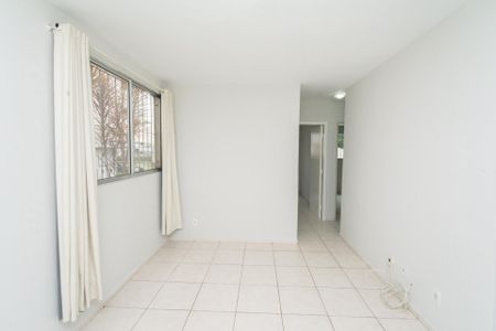 Sala de apartamento à venda com 3 quartos, 60m² em Kennedy, Contagem