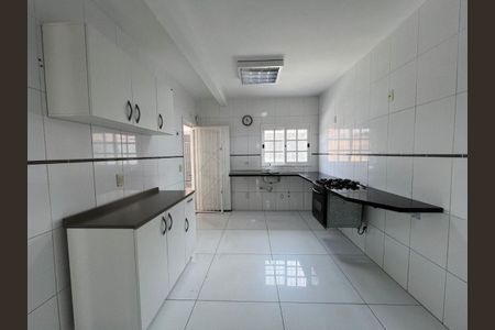 Cozinha de casa para alugar com 2 quartos, 142m² em Mato Grande, Canoas