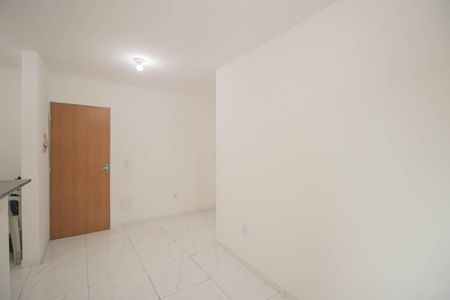 Sala de apartamento para alugar com 1 quarto, 30m² em Trindade, São Gonçalo
