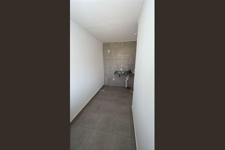 Cozinha de apartamento para alugar com 2 quartos, 21m² em Jardim Sao Luiz, Embu das Artes