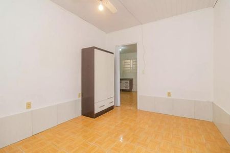 Quarto 1 de casa para alugar com 2 quartos, 60m² em Medianeira, Porto Alegre