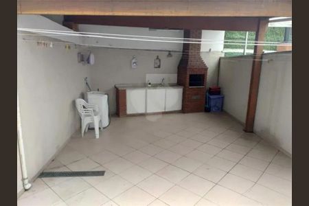 Casa à venda com 2 quartos, 121m² em Vila dos Remedios, São Paulo