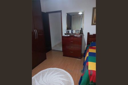 Casa à venda com 3 quartos, 135m² em Jardim Marisa, São Paulo