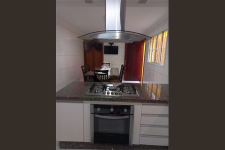 Casa à venda com 3 quartos, 135m² em Jardim Marisa, São Paulo