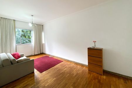 Sala de apartamento para alugar com 3 quartos, 130m² em Centro, Belo Horizonte