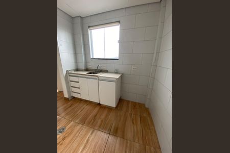 Casa para alugar com 1 quarto, 45m² em Jardim Santa Edwiges (grajau), São Paulo