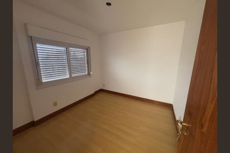 Quarto 2 de apartamento para alugar com 2 quartos, 50m² em Boa Vista, Porto Alegre