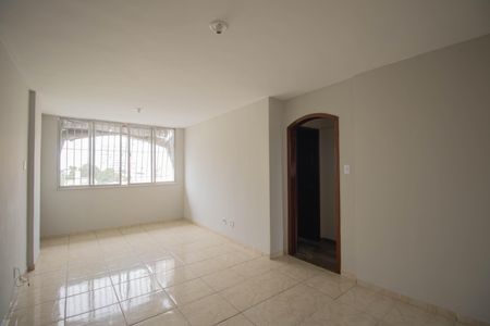 Sala de apartamento para alugar com 3 quartos, 72m² em Estrela do Norte, São Gonçalo