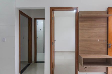 Sala/Cozinha de apartamento para alugar com 2 quartos, 45m² em Vila Santa Isabel, São Paulo