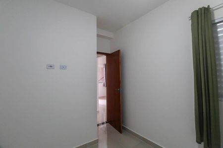 Quarto 1 de apartamento para alugar com 2 quartos, 45m² em Vila Santa Isabel, São Paulo