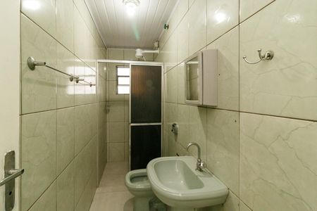 Banheiro de casa para alugar com 1 quarto, 40m² em Parque Casa de Pedra, São Paulo