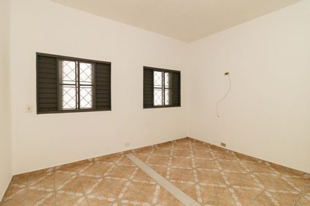 Quarto de casa para alugar com 1 quarto, 40m² em Parque Casa de Pedra, São Paulo