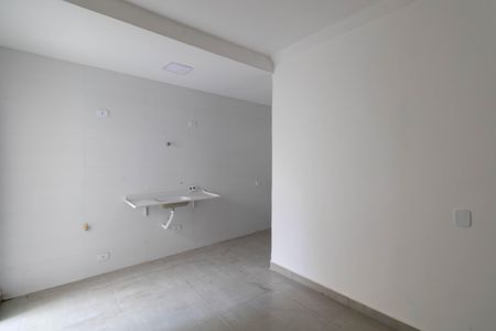 Sala e Cozinha de apartamento para alugar com 2 quartos, 45m² em Vila Ré, São Paulo