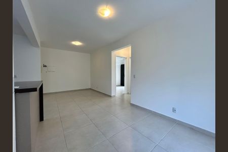 Sala de apartamento para alugar com 2 quartos, 66m² em Alto Ribeirão Leste, Florianópolis