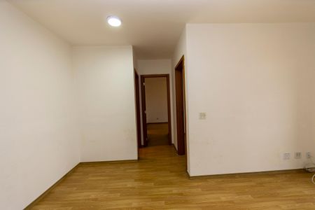 Sala de apartamento para alugar com 2 quartos, 68m² em Vila Creti, Barueri