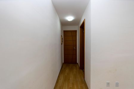 Porta de entrada de apartamento para alugar com 2 quartos, 68m² em Vila Creti, Barueri