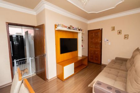 Sala de apartamento à venda com 3 quartos, 84m² em Novo Riacho, Contagem