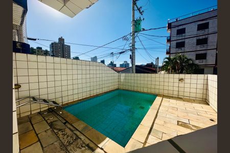 Área externa de kitnet/studio para alugar com 1 quarto, 45m² em Vila Tupi, Praia Grande