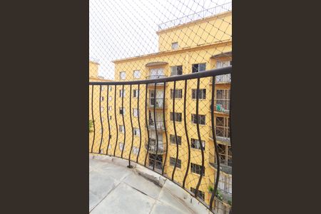 Sala - Varanda de apartamento para alugar com 3 quartos, 65m² em Vila das Belezas, São Paulo