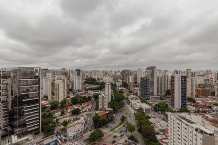 Sacada da Sala de kitnet/studio à venda com 1 quarto, 94m² em Itaim Bibi, São Paulo