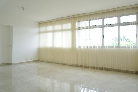 Apartamento para alugar com 3 quartos, 117m² em Silveira, Belo Horizonte