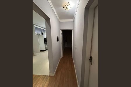 Corredor de casa para alugar com 2 quartos, 70m² em Jardim Amoreiras, Campinas