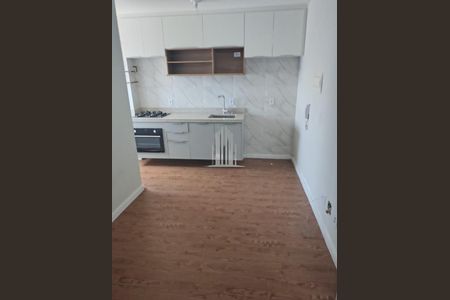 Foto 04 de apartamento para alugar com 2 quartos, 34m² em Jardim Itacolomi, São Paulo